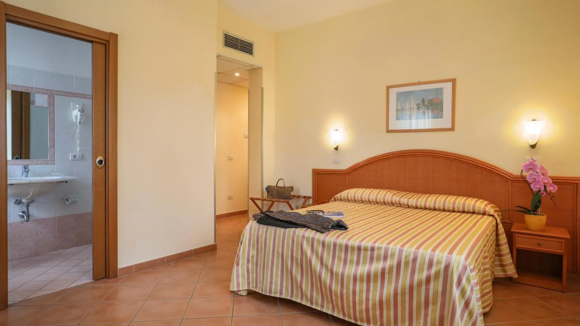 Hotel Katy Viareggio 3*,