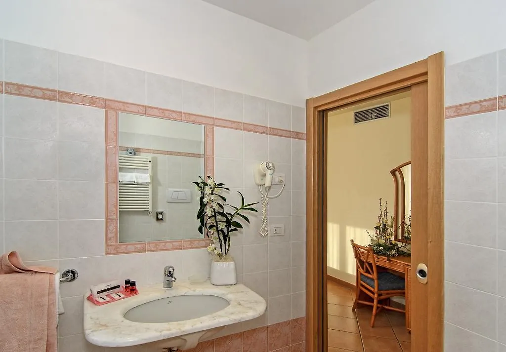 ***  Hotel Katy Italy